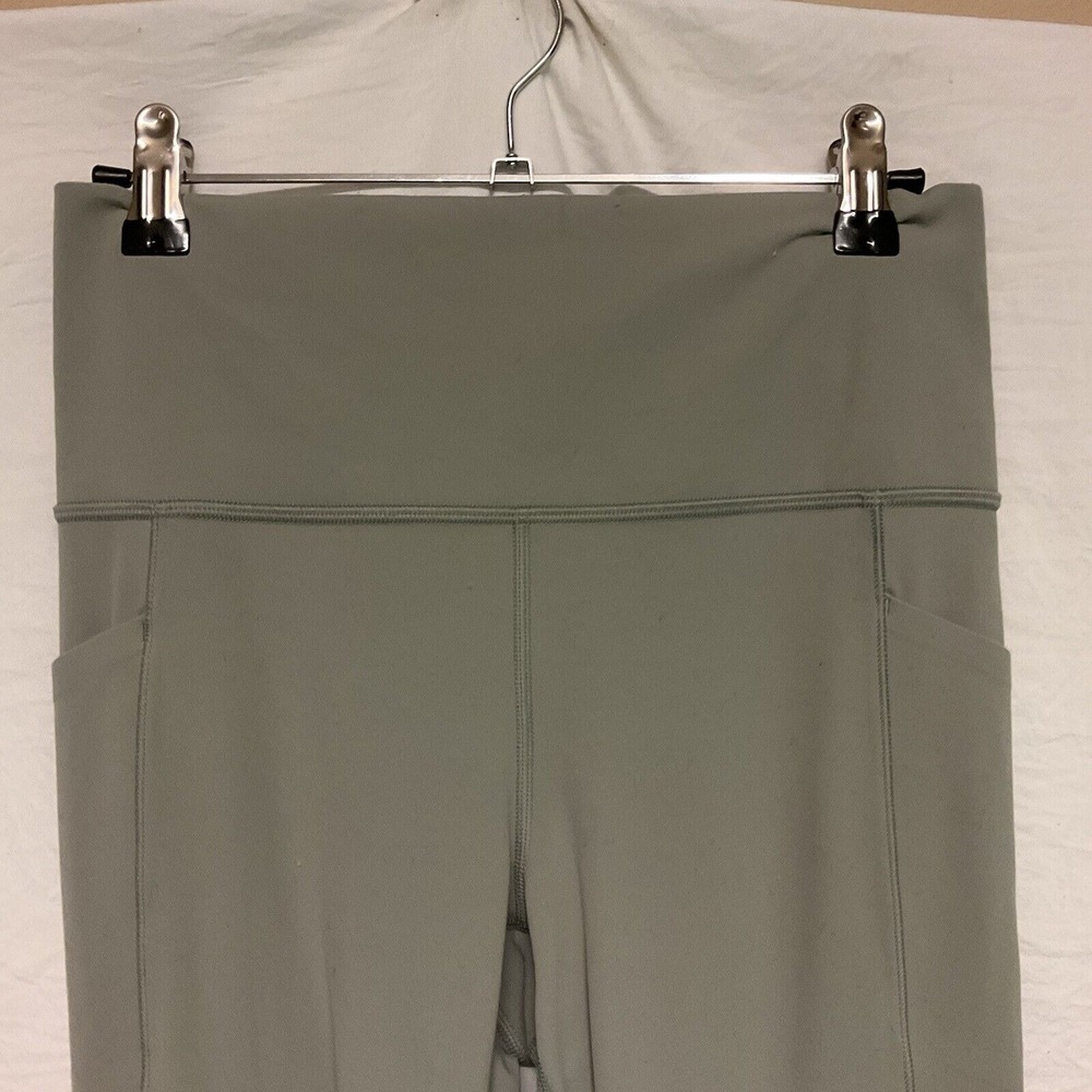 Athleta Leggings Light Gray Size Medium Gym Yoga Active Hiking Stretch key holes
